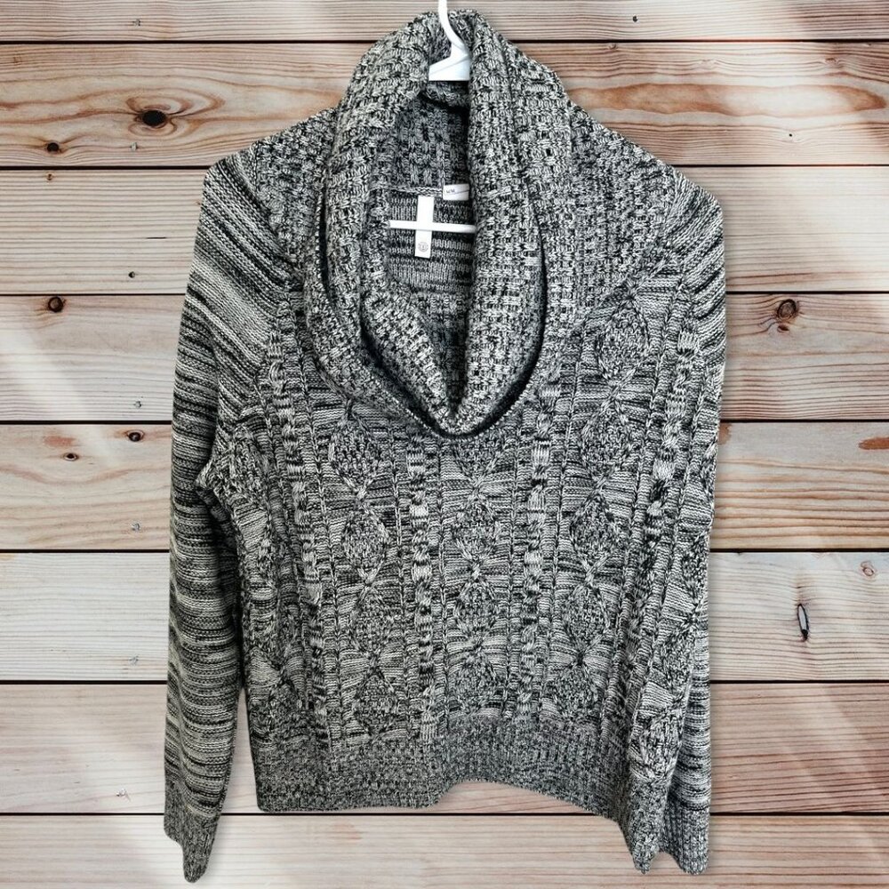 Element Black and White Cowl Neck Sweater Size Medium
